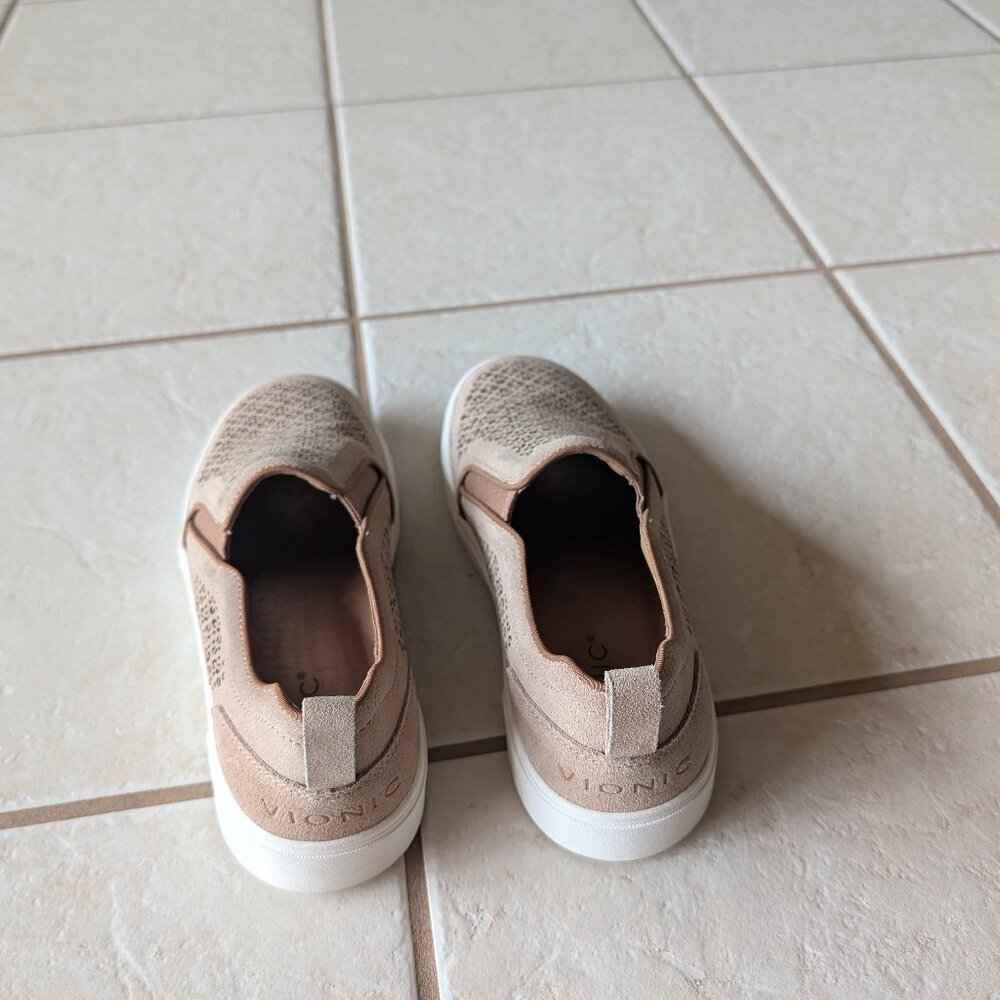 Shoes - Picture 2 of 2